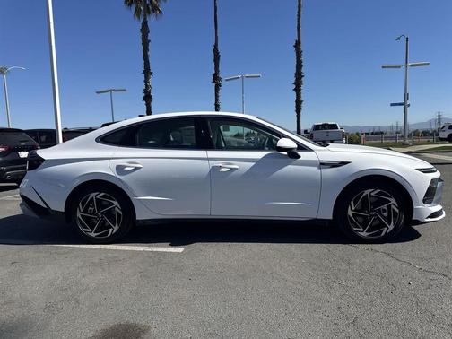 2026 Hyundai SONATA SEL