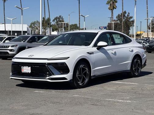 2026 Hyundai SONATA SEL
