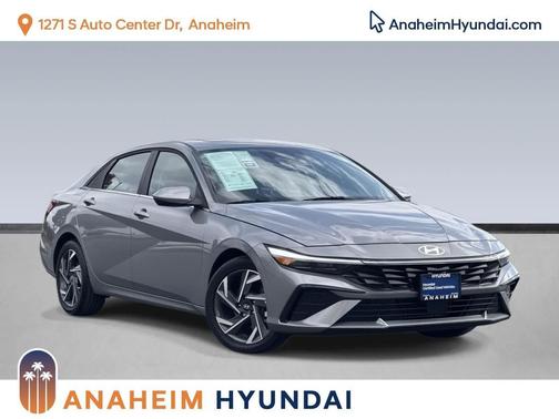 2025 Hyundai ELANTRA SEL