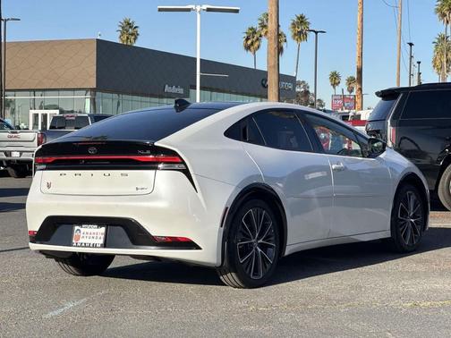 2024 Toyota Prius XLE