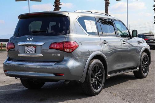 2016 INFINITI QX80 Base