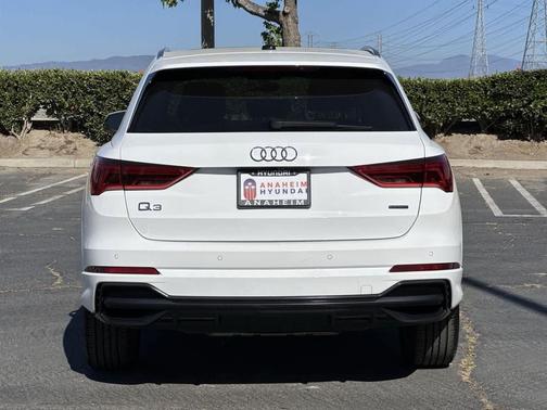 2022 Audi Q3 45 S line Premium