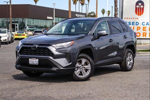2023 Toyota RAV4 XLE
