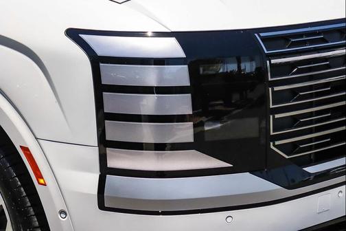 Creamy White Pearl 2027 Hyundai Palisade Hybrid Calligraphy