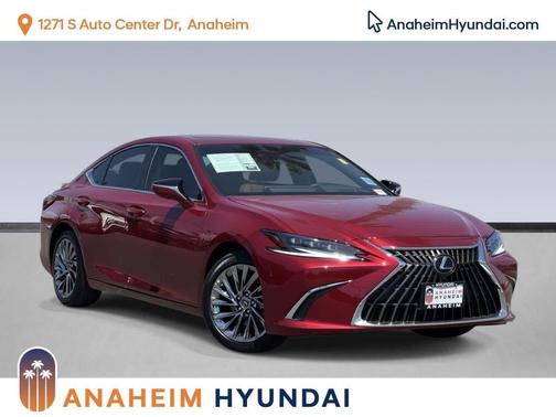 2025 Lexus ES 300h Luxury