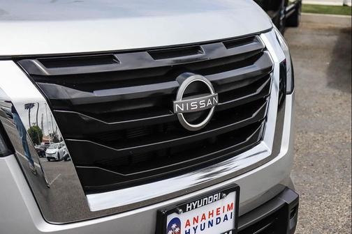 Brilliant Silver Metallic 2023 Nissan Pathfinder SV FWD