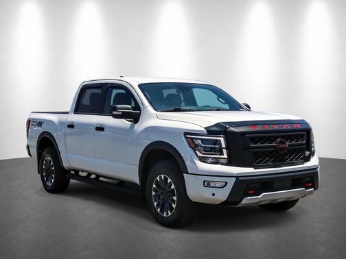 Glacier White 2024 Nissan Titan PRO-4X
