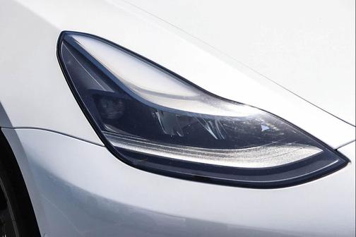White 2021 Tesla Model 3 Standard Range Plus