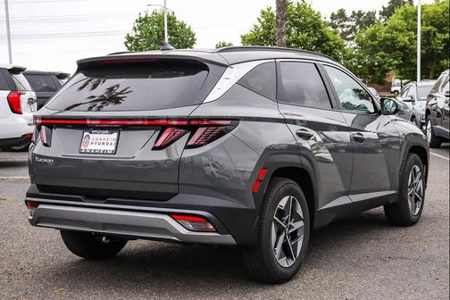 Hampton Gray 2026 Hyundai TUCSON SEL Premium