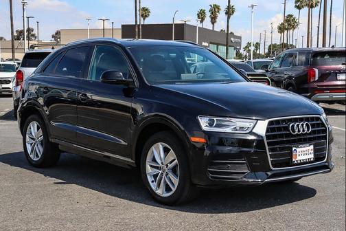 Black 2017 Audi Q3 2.0T Premium