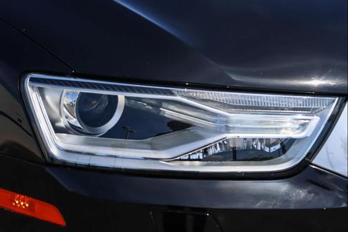 Black 2017 Audi Q3 2.0T Premium