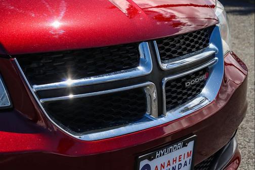 Octane Red Pearlcoat 2019 Dodge Grand Caravan SXT