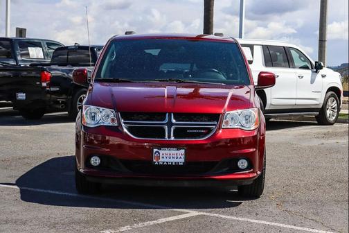 Octane Red Pearlcoat 2019 Dodge Grand Caravan SXT