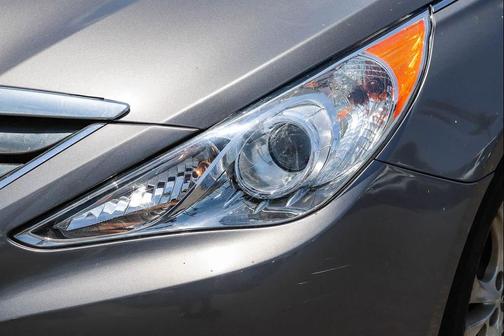 Harbor Gray Metallic 2013 Hyundai SONATA Limited