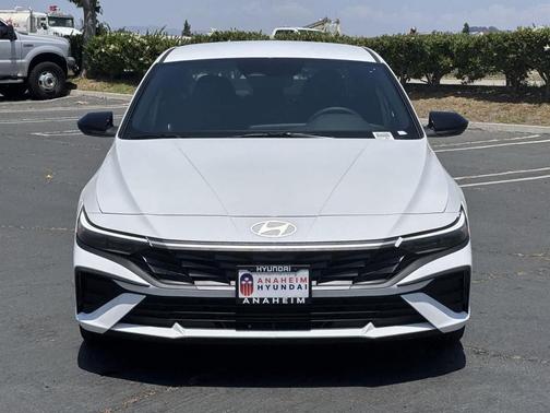 2025 Hyundai ELANTRA Sport