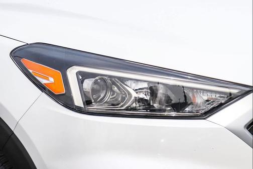 White Cream 2021 Hyundai TUCSON Value