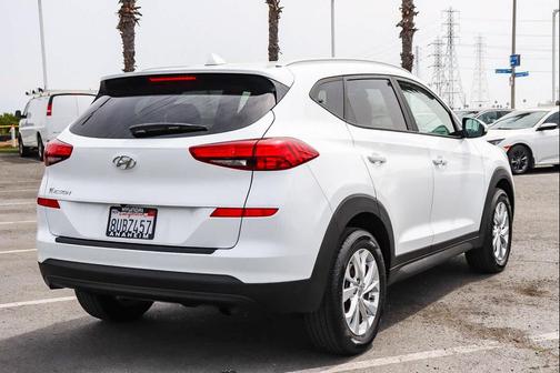White Cream 2021 Hyundai TUCSON Value