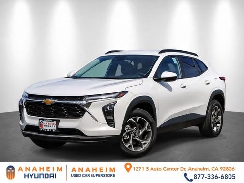 Summit White 2024 Chevrolet Trax LT