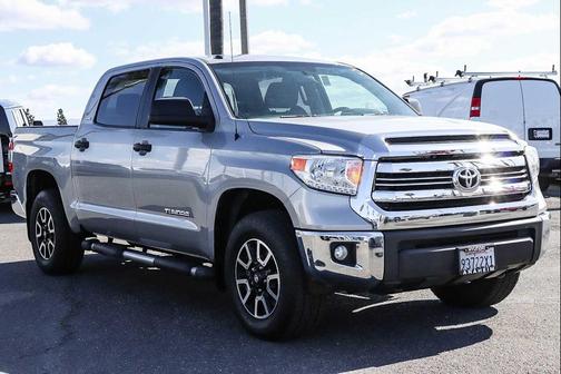 2016 Toyota Tundra SR5