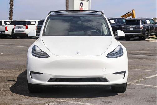2023 Tesla Model Y Long Range Dual Motor All-Wheel Drive