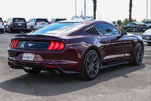 Royal Crimson Metallic Tinted Clearcoat 2018 Ford Mustang EcoBoost