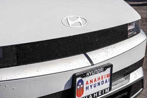 2026 Hyundai IONIQ 5 SE