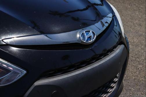 Eclipse Black 2015 Hyundai SONATA Hybrid Limited