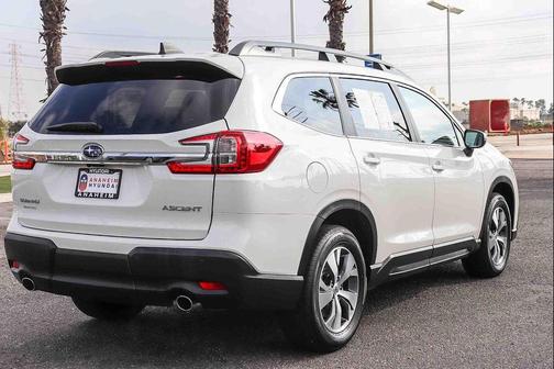 2023 Subaru Ascent Premium 8-Passenger