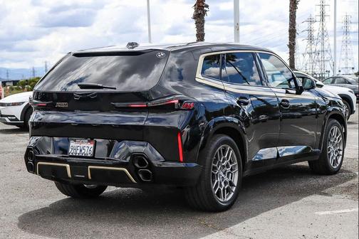 Black Sapphire Metallic 2023 BMW XM Sports Activity Vehicle