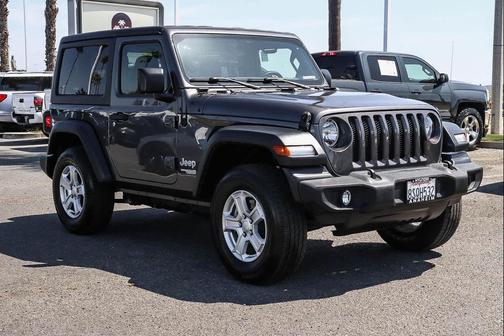 Granite Crystal Metallic Clearcoat 2021 Jeep Wrangler Sport S