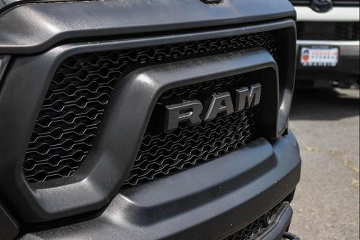 Diamond Black Crystal Pearlcoat 2022 RAM 1500 Rebel