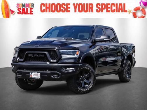 Diamond Black Crystal Pearlcoat 2022 RAM 1500 Rebel