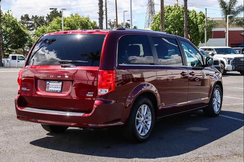Octane Red Pearlcoat 2019 Dodge Grand Caravan SXT