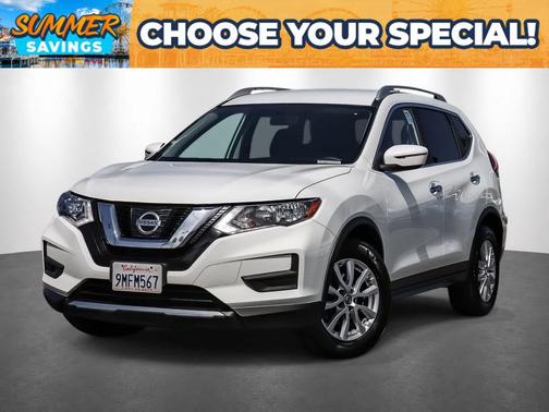 Glacier White 2017 Nissan Rogue SV