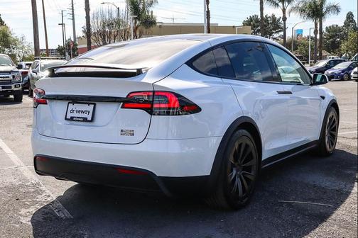 2023 Tesla Model X Plaid Tri Motor All-Wheel Drive