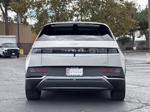 2023 Hyundai IONIQ 5 SEL