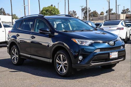 Galactic Aqua Mica 2018 Toyota RAV4 XLE