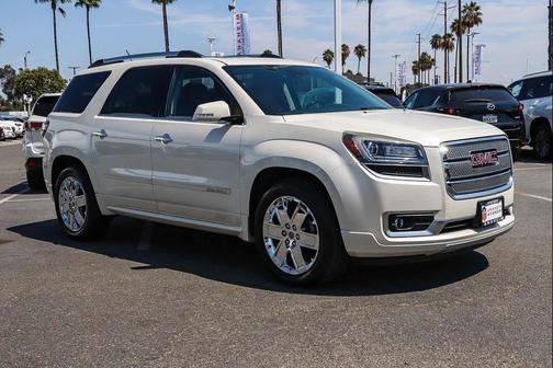 White Diamond Tricoat 2015 GMC Acadia Denali