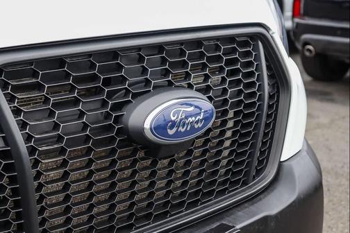 2022 Ford Transit-350 XL