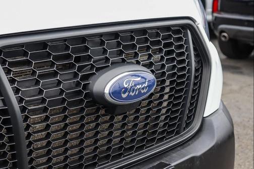 2022 Ford Transit-350 XL