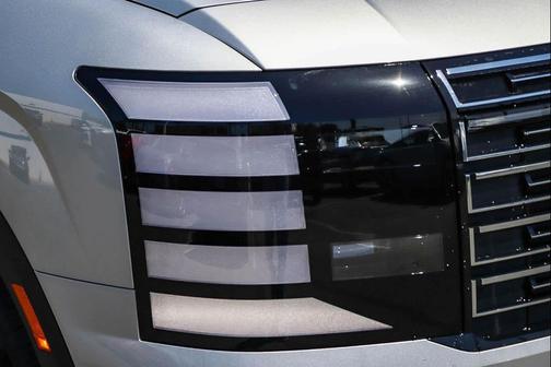 Typhoon Silver Metallic 2026 Hyundai Palisade Hybrid SEL 8P