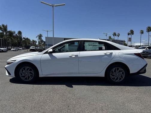 2025 Hyundai ELANTRA HEV Blue