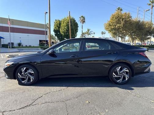 2025 Hyundai ELANTRA Sport