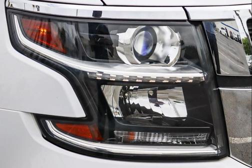 Summit White 2017 Chevrolet Suburban LS