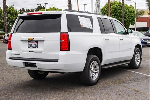 Summit White 2017 Chevrolet Suburban LS