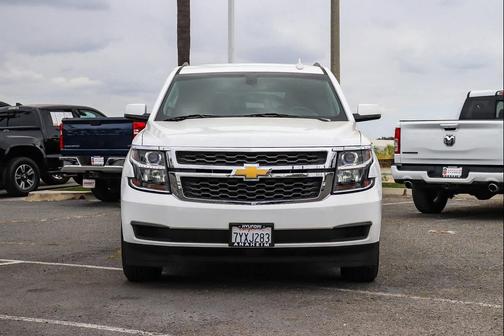 Summit White 2017 Chevrolet Suburban LS