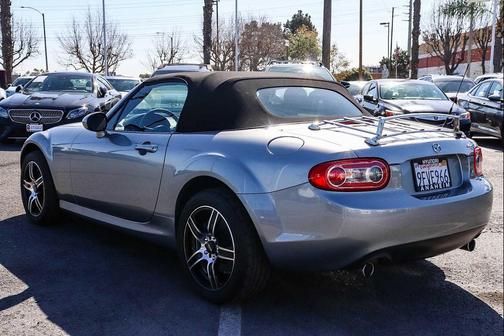 2010 Mazda MX-5 Miata Sport