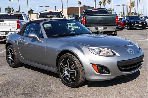 2010 Mazda MX-5 Miata Sport