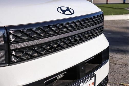 Serenity White 2026 Hyundai SANTA FE HEV Calligraphy