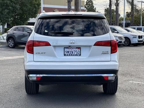 2017 Honda Pilot Elite